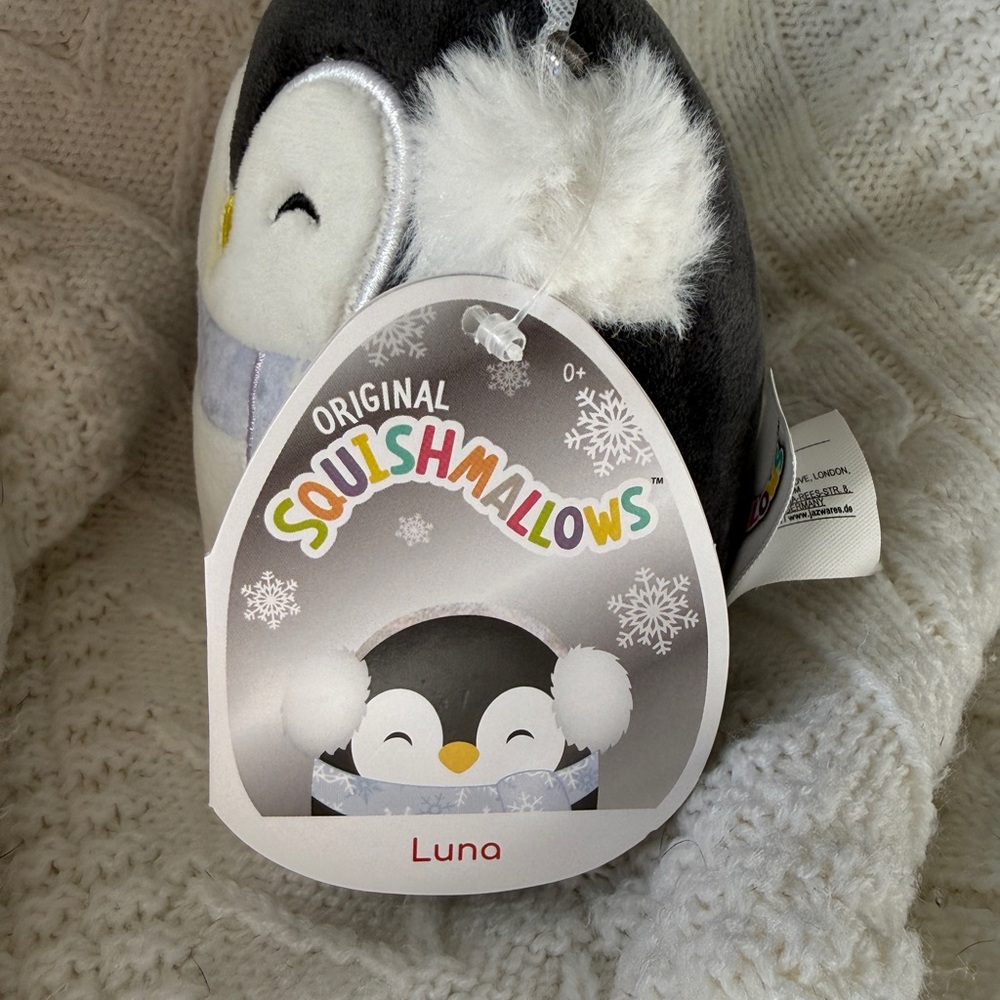 Luna the Penguin with Snowflake Scarf 5” Stuffed Plush - Picture 3 of 3